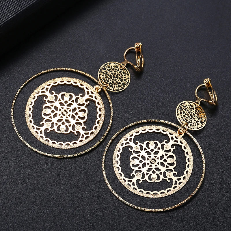 Hollowed Dsic Textured Round Clip on Earrings No Piercing Gold Color Big Circle Hoop Ear Clips for Women Girl Party Gift Jewelry